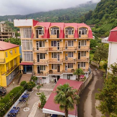 Hotel Liza 高尼奥 外观 照片